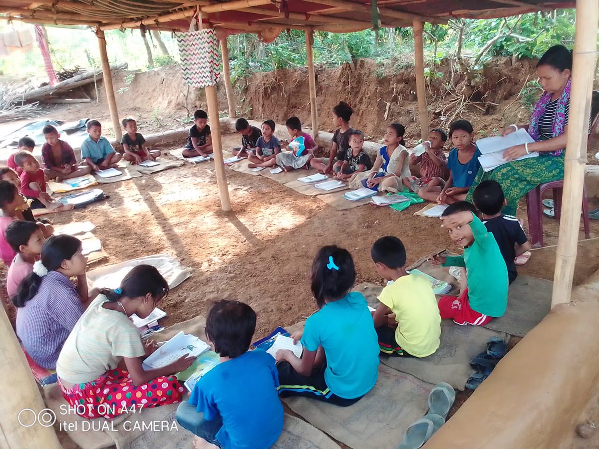 IndiaTribalCT's tweet photo. Nimai's pathshala at Bhagirath colony para
#support
#itct
#wecare
#tribalcare
#tribal
#sdg
#nitiaayog
#pathshala https://t.co/JtfQIC3lxo