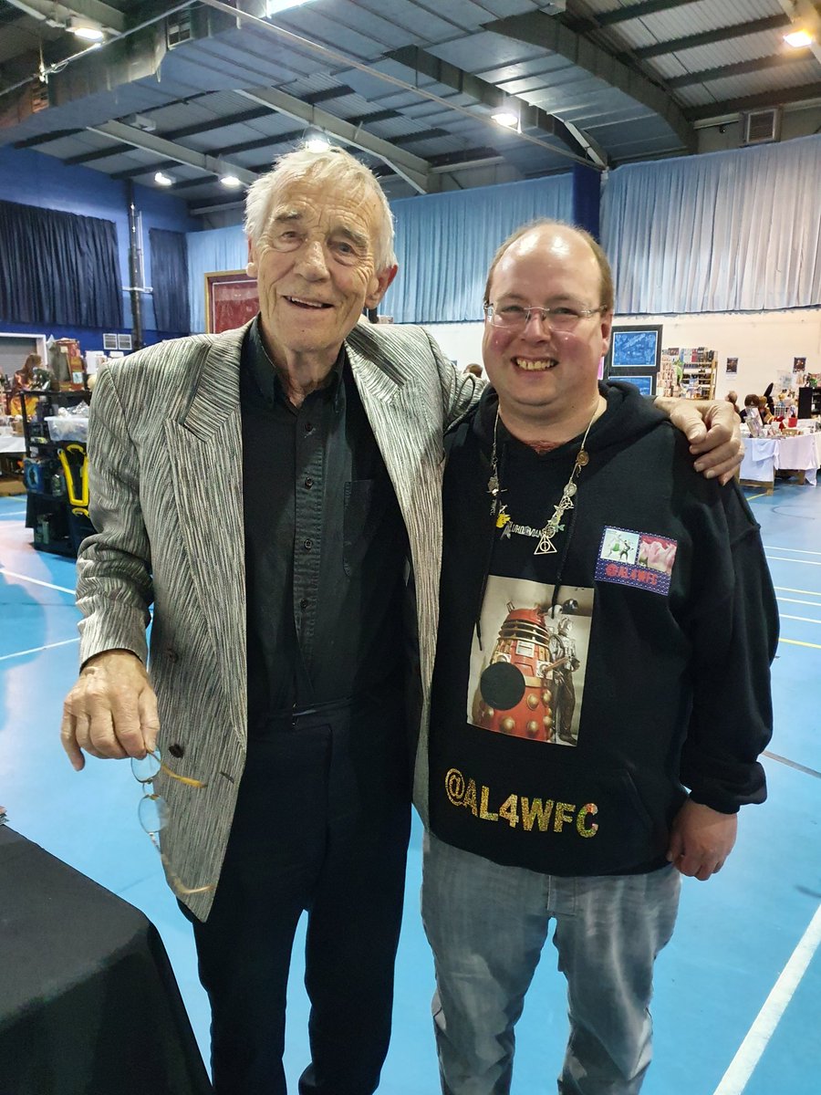 al4wfc's tweet photo. Me With The Amazing Michael Jayston At #CoventryComicCon ππ #DoctorWho #MichaelJayston @Covconuk https://t.co/OpKiPuJzzl
