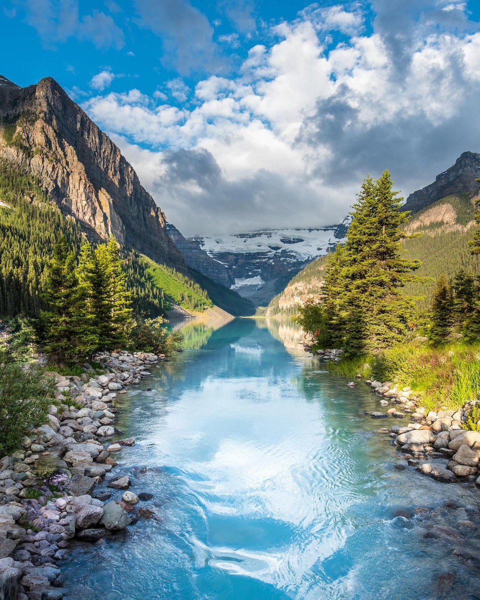 Location: Alberta, Canada
Photo by swissclick_photography | Instagram