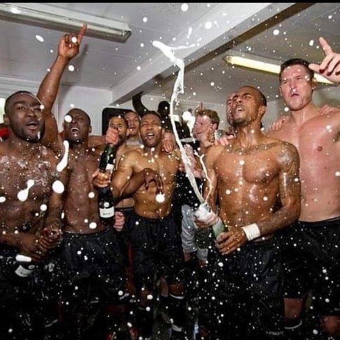 10 years ago today 🔴⚪🔴⚪⚽️ #urchins #legends