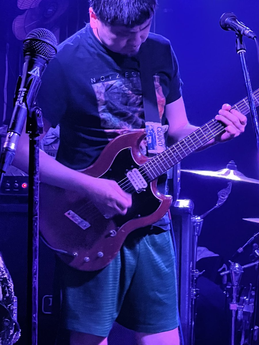 音がデカくなるTシャツ

#MASTERPEACE