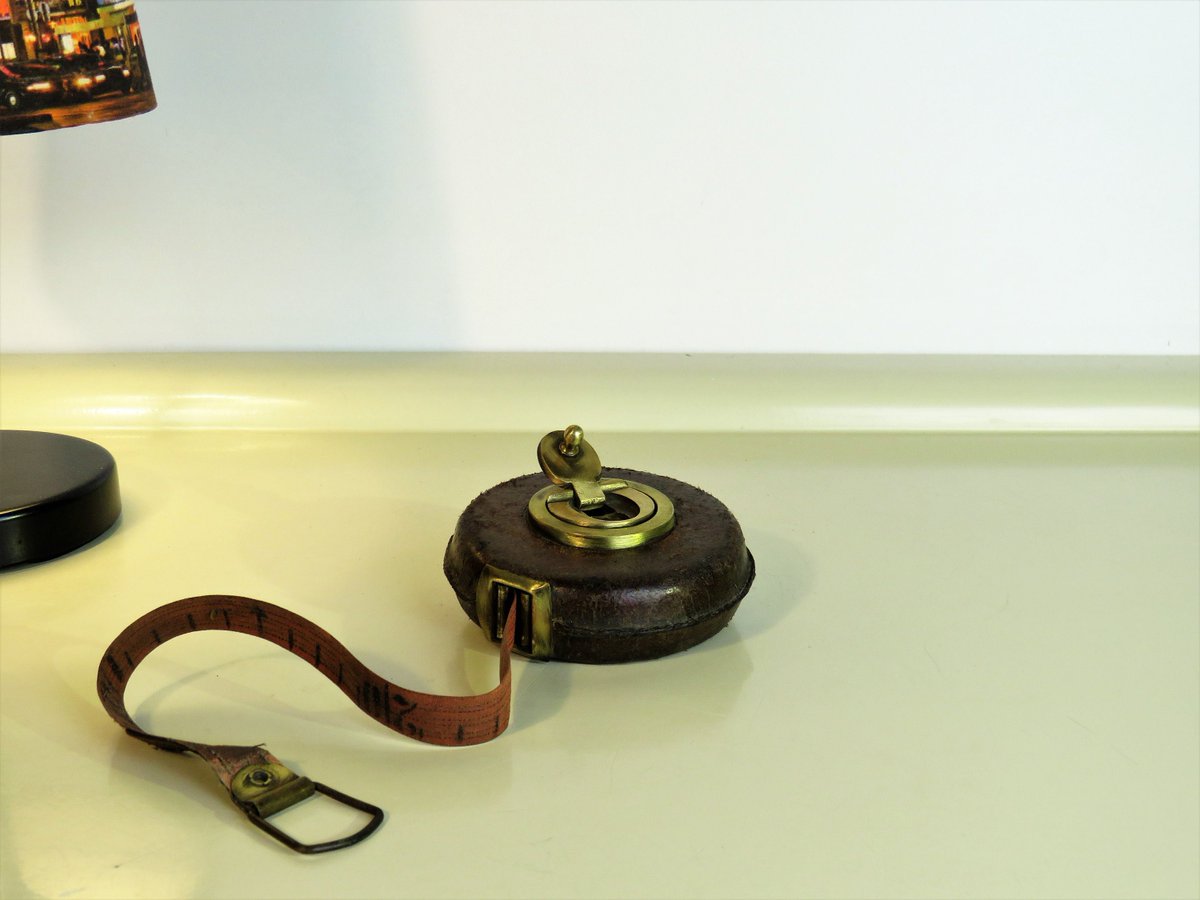 MaLanterne's tweet photo. Vintage Tape Measure, Vintage 10 Meters Tape Measure, Measuring Tape, Leather and Brass Hand Wind Tape Measure, Home Industrial, Home Decor https://t.co/Lqjqa3dYMc #Trending #Vintage #Antiques #Winter #Retro #Gifts #Valentineday #33Ft https://t.co/h1pK5qvG1y
