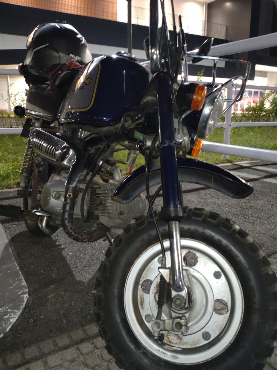 y_9369's tweet photo. #2022年自己紹介
#バイク乗りとして軽く自己紹介 
#バイク乗りと繋がりたい

名前 ユッピー(*´ω｀*)🏍️&amp;ラプラス
性別 男
年齢 ２４
住み 藤沢市 
愛車 マグナ50&amp;ゴリラ50　昭和63年式
好き スイーツ  猫  ラーメン  カレー 
一言 物凄い人見知りですが宜しくお願いします（中免欲しい…） https://t.co/qIRB76XEY2