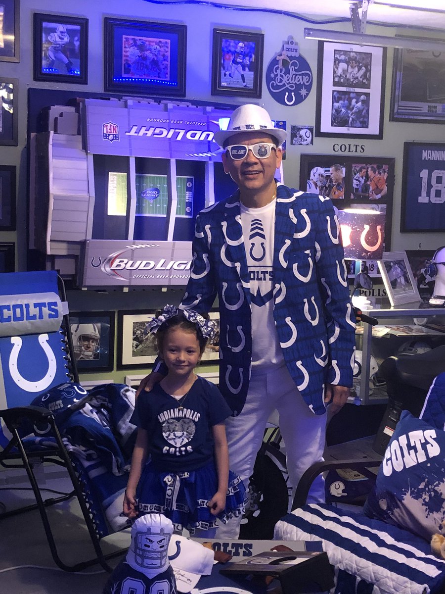 Nguyen213's tweet photo. Headed to Lucas Oil Stadium @Colts #HallOffan photoshoot #fortheshoe #coltsnation #STM pick a seat @ColtsCheer Auditions https://t.co/wbrtJ2e3M7