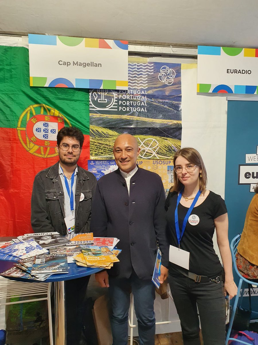 Cap Magellan 🇫🇷🇪🇺🇵🇹 (@capmagellan) on Twitter photo Aujourd’hui, sur le stand de <a href="/capmagellan/">Cap Magellan 🇫🇷🇪🇺🇵🇹</a>, nous avons reçu la visite d’<a href="/ANgatcha9/">Arnaud Ngatcha</a>, adjoint à la Maire de Paris <a href="/Anne_Hidalgo/">Anne Hidalgo</a> en charge notamment de l’Europe, à l’occasion de la #JourneedelEurope. 🇫🇷🇪🇺🇵🇹 Merci pour cet échange !#doubleculture Aujourd’hui, sur le stand de <a href="/capmagellan/">Cap Magellan 🇫🇷🇪🇺🇵🇹</a>, nous avons reçu la visite d’<a href="/ANgatcha9/">Arnaud Ngatcha</a>, adjoint à la Maire de Paris <a href="/Anne_Hidalgo/">Anne Hidalgo</a> en charge notamment de l’Europe, à l’occasion de la #JourneedelEurope. 🇫🇷🇪🇺🇵🇹 Merci pour cet échange !#doubleculture