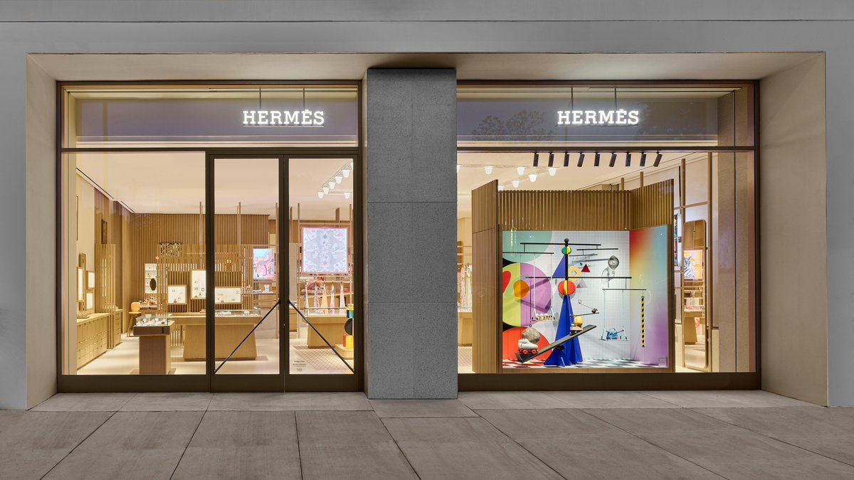 cppluxury's tweet photo. Hermès to open a new store in Austin, Texas, located at South Congress Avenue

https://t.co/J1NTUnAv8q 

#Hermes #HermesAustin #Austin #Texas #luxury #fashion #luxuryboutique #newopening #luxuryaccessories #luxurybags #luxurybusiness #RDAI @Hermes_Paris https://t.co/y7eMRyYMIb