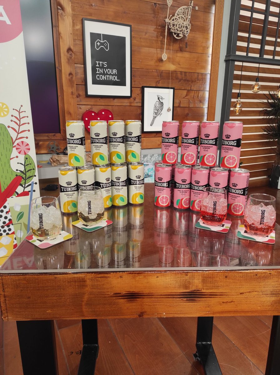 5 τυχεροί θα κερδίσουν τις δυο νέες γεύσεις Tuborg, την Pink Grapefruit &amp; Σαγκουίνι και την Ανανά, Λάιμ &amp; Δυόσμο @tuborg_greece
#kalytera