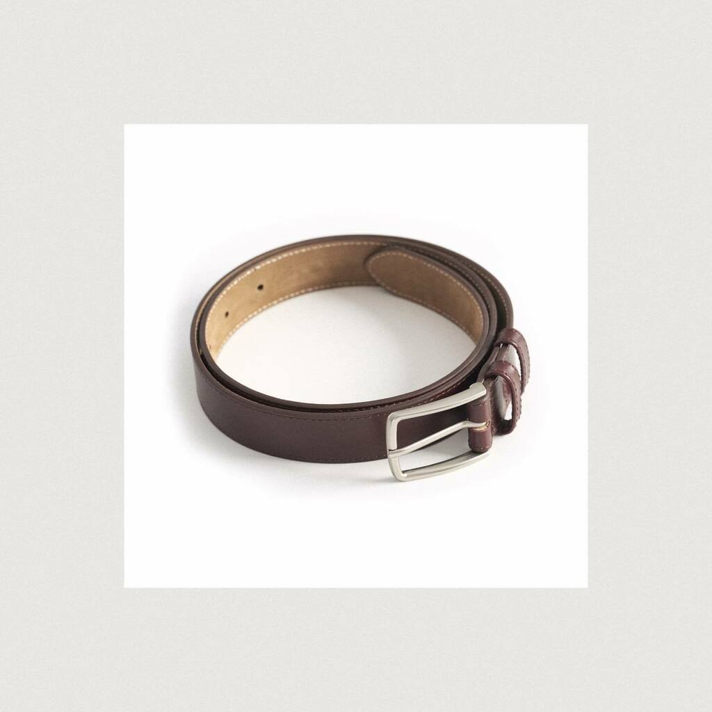 koibasics's tweet photo. .
تیپتو با یک کمربند چرم تکمیل کن 🤩
—
Complete your outfit with a leather belt.

Available @digistylecom 
—
#koibasics #کوی #fantastikoi #koitoy #unisex #colours #colors #realleather #leather #belt #leatherbelt https://t.co/smHNkkO4AW https://t.co/jV3DJIbIe5