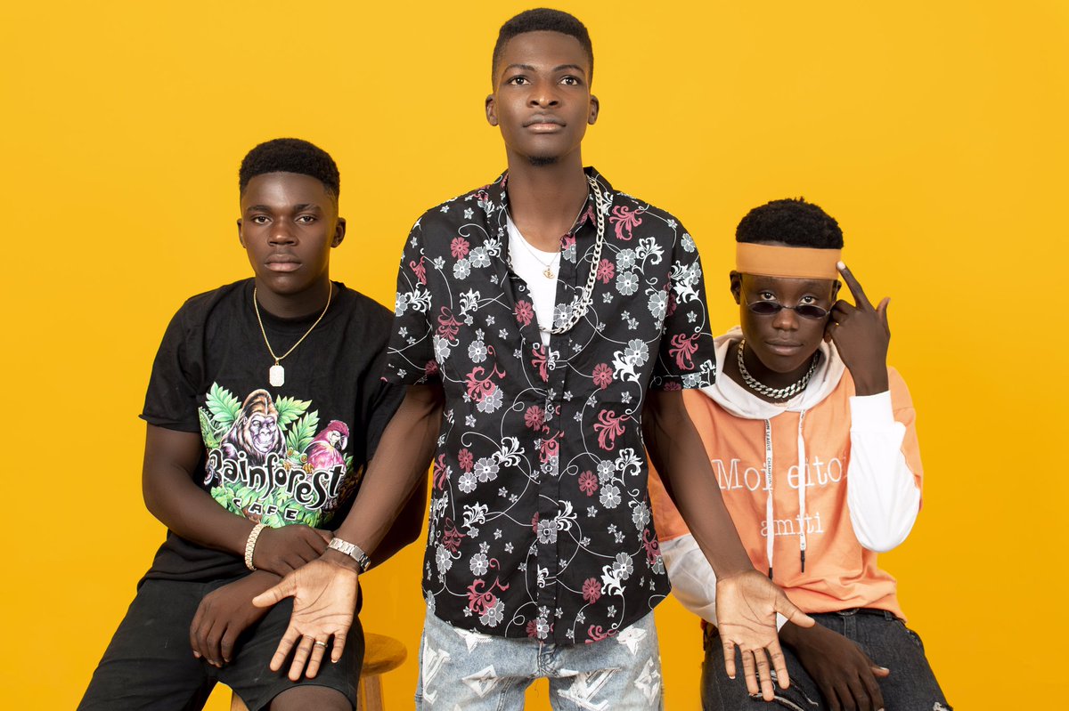teamsikse's tweet photo. ✅@teamsikse 🎼🎤 Dedouble🪱 

Dj @LoukidMix | Animateur @Lestoum1Lestoum | Artiste @DexRood 

👉🏾https://t.co/OUkEPiXkzN https://t.co/H6NTx5OhW4