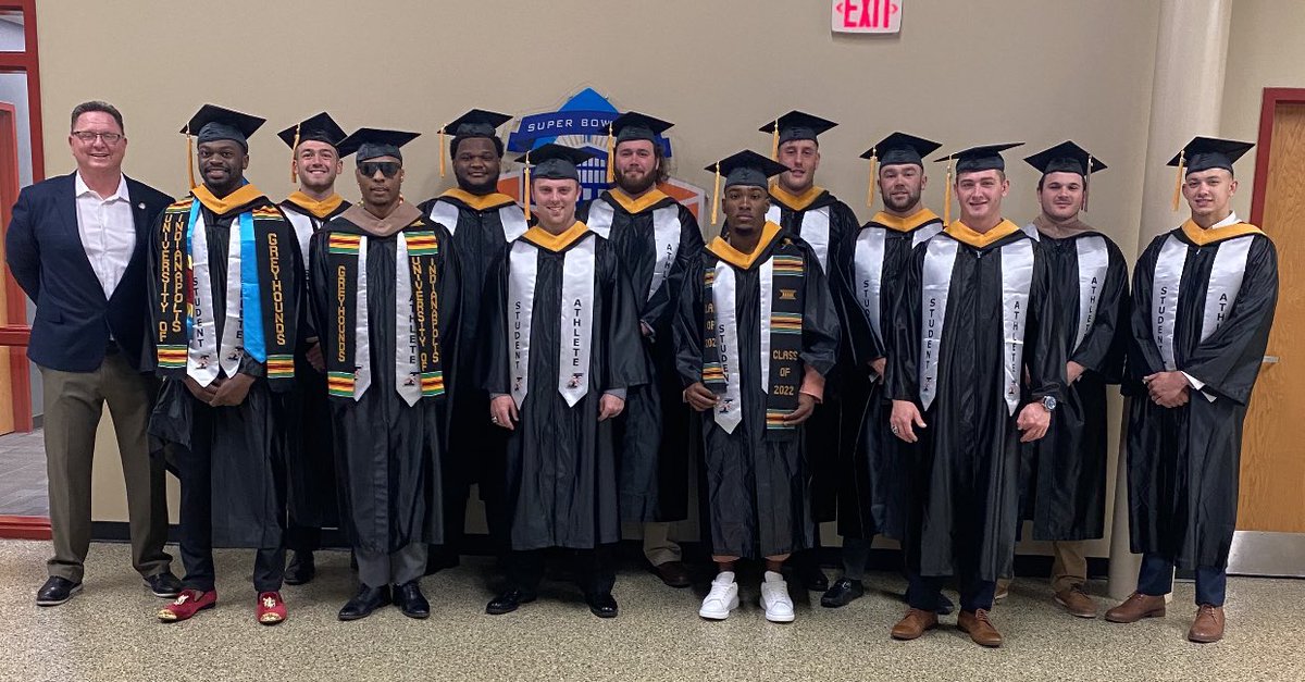 KeeversChris's tweet photo. #1 Goal of our Program-WIN in the Classroom! #TogetherWeWin https://t.co/WQ8g6x8on1
