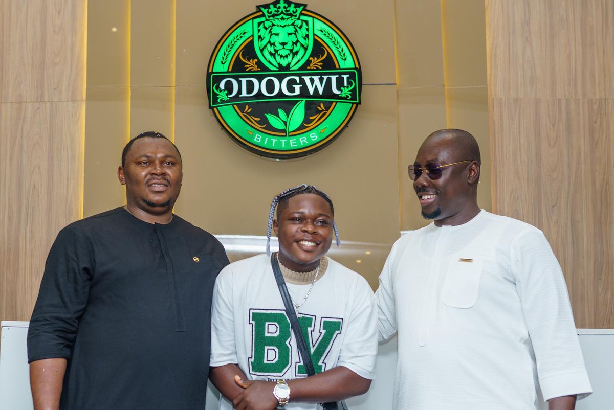 OdogwuBitters's tweet photo. Congrats @officialspartacu on your Toyota Corolla win. The 1st winner of the #OdogwuBitters Creative Challenge!
This is abt empowering the youths on creativity.
He will also get 100k monthly for car maintenance for the next 12 months.
Challenge is on for the next 11 months! https://t.co/1Sdh469E66