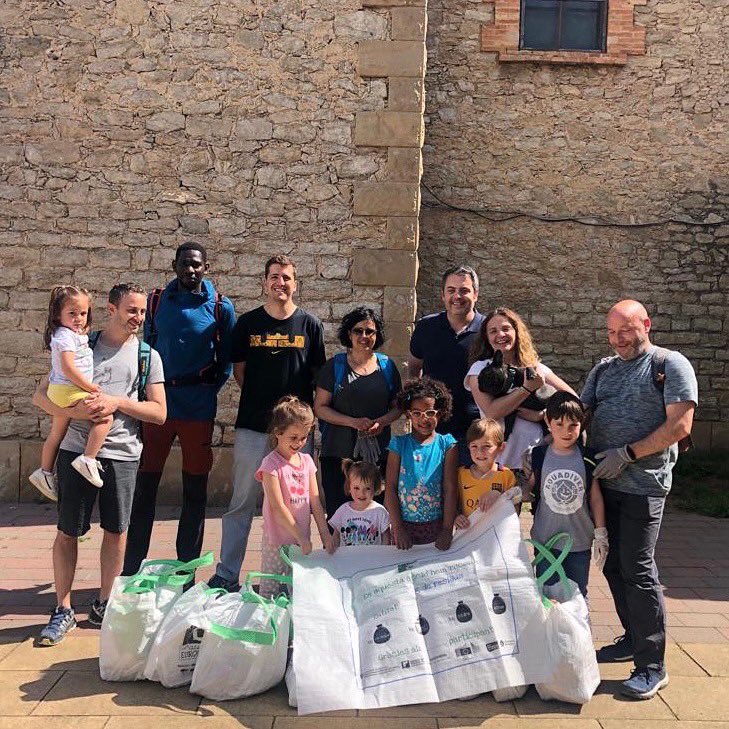 smbalenya's tweet photo. ♻️ 2n European Clean Up Day a SM Balenyà se celebra amb bona participació i de recollida de deixalles.
Moltes gràcies a tots els participants!
#europeancleanupday #SMBalenyà #Osona #cleanupday2022 #cleanupday https://t.co/1q2bsC8tL5