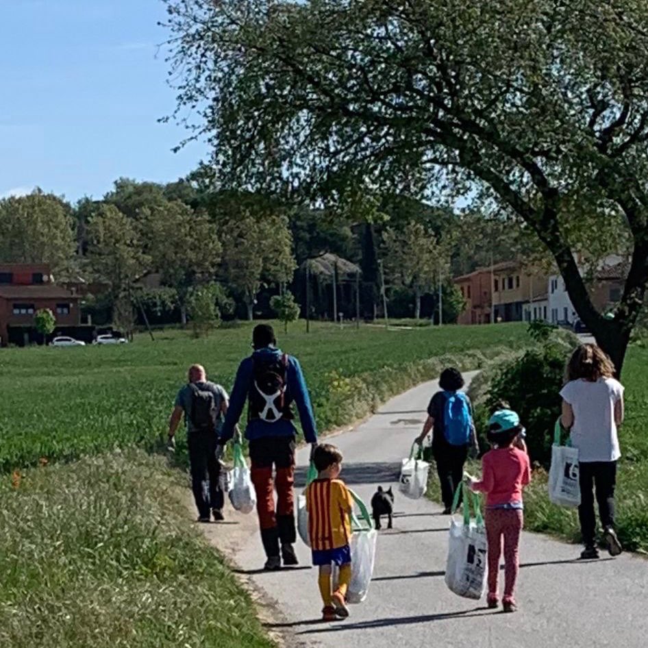 smbalenya's tweet photo. ♻️ 2n European Clean Up Day a SM Balenyà se celebra amb bona participació i de recollida de deixalles.
Moltes gràcies a tots els participants!
#europeancleanupday #SMBalenyà #Osona #cleanupday2022 #cleanupday https://t.co/1q2bsC8tL5