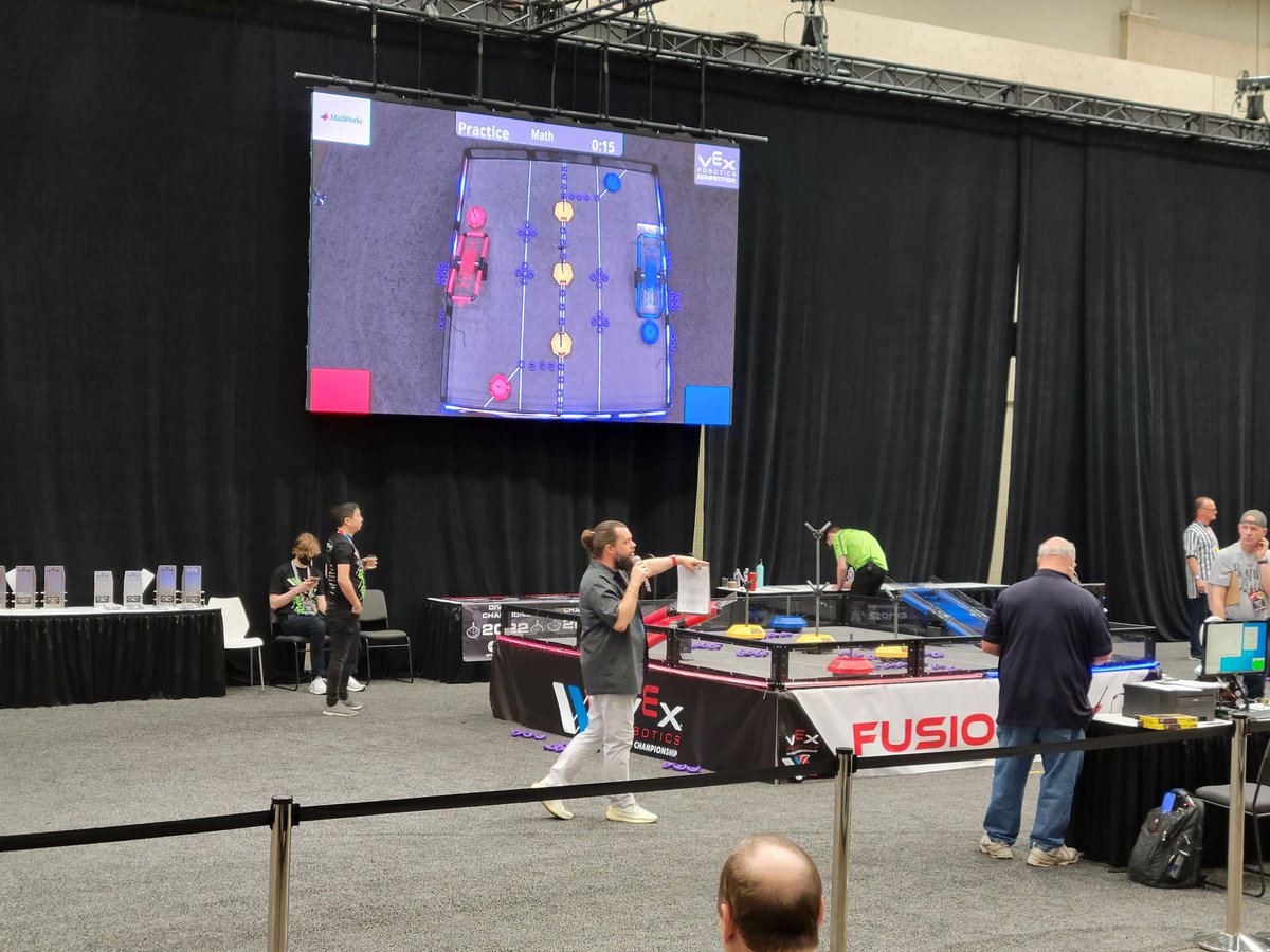 ABJRobotics's tweet image. Qualification day #2 begins. 

ABJ Robotics sitting at 5 wins, 2 losses. 

3 matches to be played today.