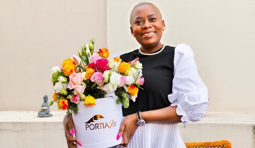 Mother’s Day weekend has just become super special with amazing goodies from <a href="/PortiaM_Skin/">Portia M Skin S</a> and stunning flowers from <a href="/dipalesa_flowas/">#Flowers</a> #PortiaMSkinCare #MothersDay #SharetheGlow #DipalesaFlowas