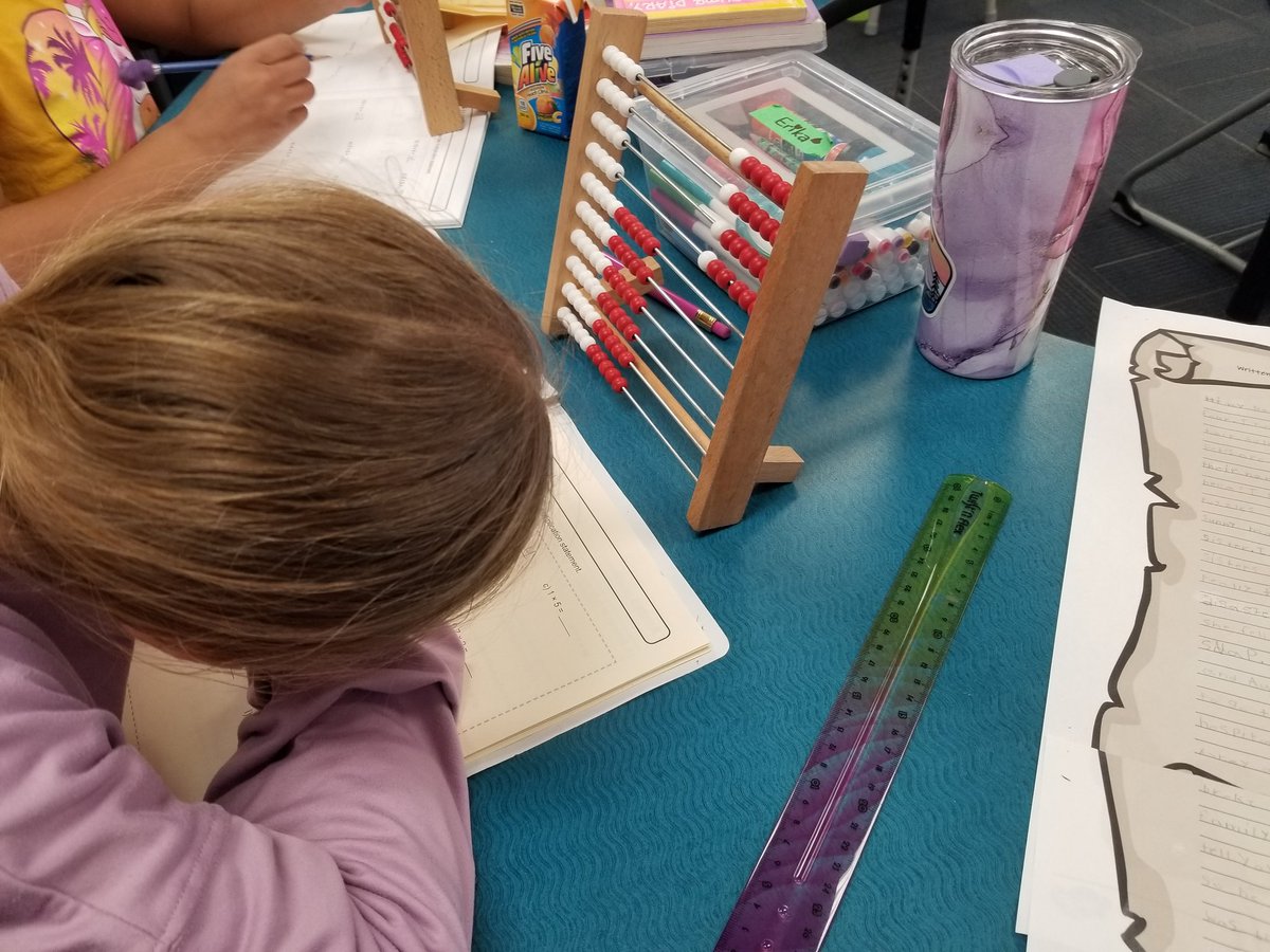 HenDaniel2's tweet photo. Grade 4 Ss using an abacus to perform basic calculations like addition, multiplication, subtraction, and division. This is one of the most effective methods for young learners to do mental math. @riverwestpark https://t.co/SbuKtJetXN