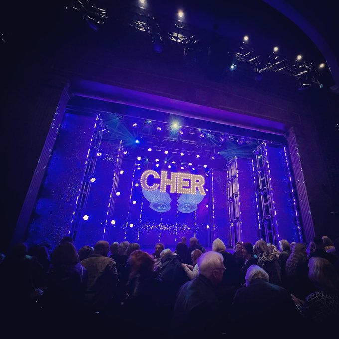 TheCherShowUK's tweet photo. We're turnin' back time on our week at @NewTheatreHull with a look at some of your fabulous photos! Next stop: Sheffield!

📸 @Sean_Alton @vic_amber @scarletalbany https://t.co/7gGAVY3DTo