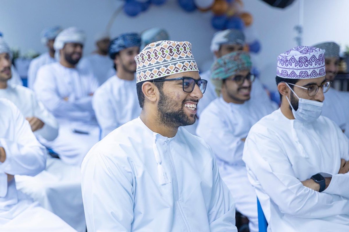 spesqu's tweet photo. بِكُم يشرق المستقبل، ونحنُ بِكُم نَفخر 👏🏼🤩
نرفق لكم تغطية لحفل خريجي هندسة النفط والغاز . https://t.co/DxFj3TGtht