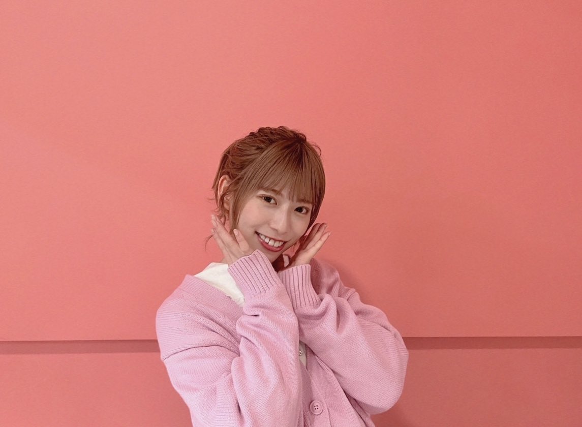 shikamaroonHNT's tweet photo. #meiblog
#meilike
写真たくさんありがとう〜〜!!!
めいちゃんの私服可愛いし大人っぽくて自分に似合うものが分かってるよね(^^)
久美さんとの写真日常を見てる感じで好き笑😂😂
meilogも楽しみ!✨ https://t.co/vqovVyYAkd