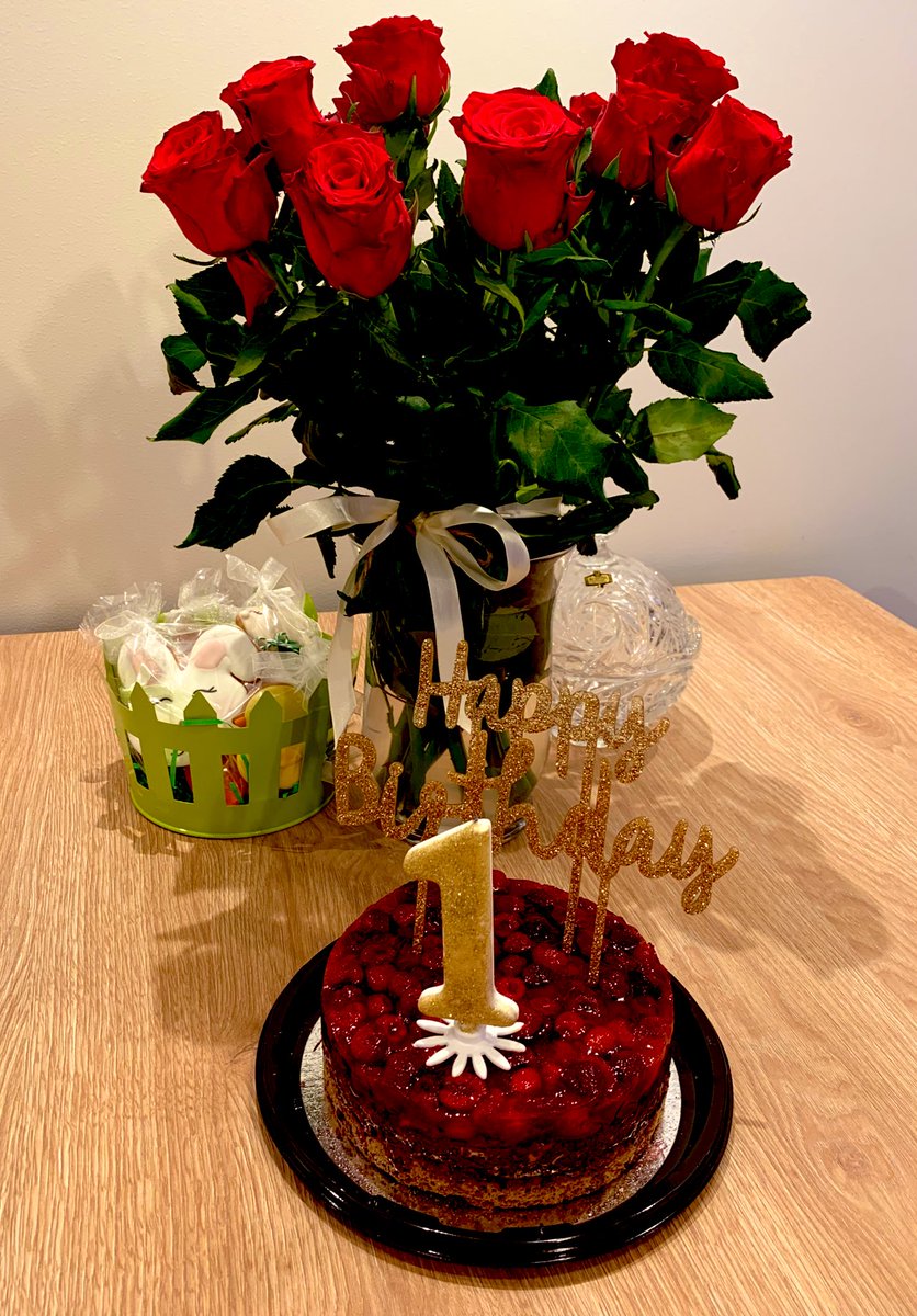 Snowy_One_13's tweet photo. 🎂 Happy #birthday our love 💕 #babyT #snex https://t.co/dxNCPovkSo