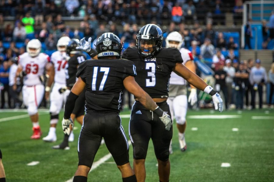 Beyond blessed to receive my 6th offer to play football at Grand valley state university ⚪️🔵 special thanks to @CoachOlsonGVSU  and rest of staff   <a href="/PrepRedzoneIN/">Prep Redzone Indiana</a> <a href="/IndyWeOutHere/">IndyWeOutHere ‼️</a> <a href="/Bryan_Ault/">Bryan Ault - Midwest Scout</a> <a href="/AllenTrieu/">Allen Trieu</a>