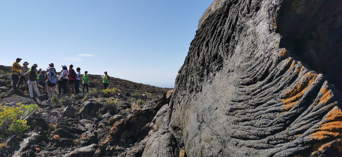 ¿Que dónde estamos hoy? Conociendo un poco más de los lajiales del sur de la isla y sus formaciones volcánicas. Así transcurre el #Geolodia22 en #ElHierro