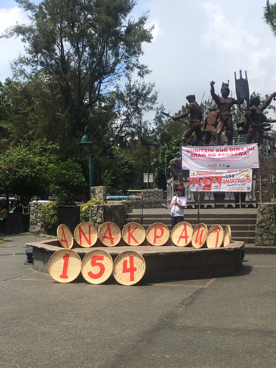 abiijooooy's tweet photo. Ako si Abi, mula sa KPL SLU at DASIG SLU. Ako ay para sa edukasyon, kalusugan, at karapatan. Ako ay para kina #LeniKiko, #16Colmenares, #37Labog, at #95Kabataan.

Ipanalo ang taumbayan, ipanalo natin 'to! https://t.co/cZC5ysXhhA