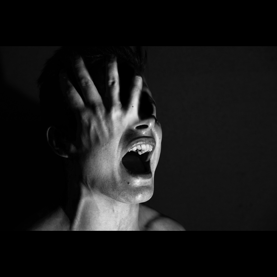 Rahma3_14's tweet photo. The Horror of War.
It's in each of us.
0.24 ETH 1/1
More than half of the amount will go to the fund to help victims in Ukraine🖤
https://t.co/N3pMa4ygAY https://t.co/4kPaZ7hSt9