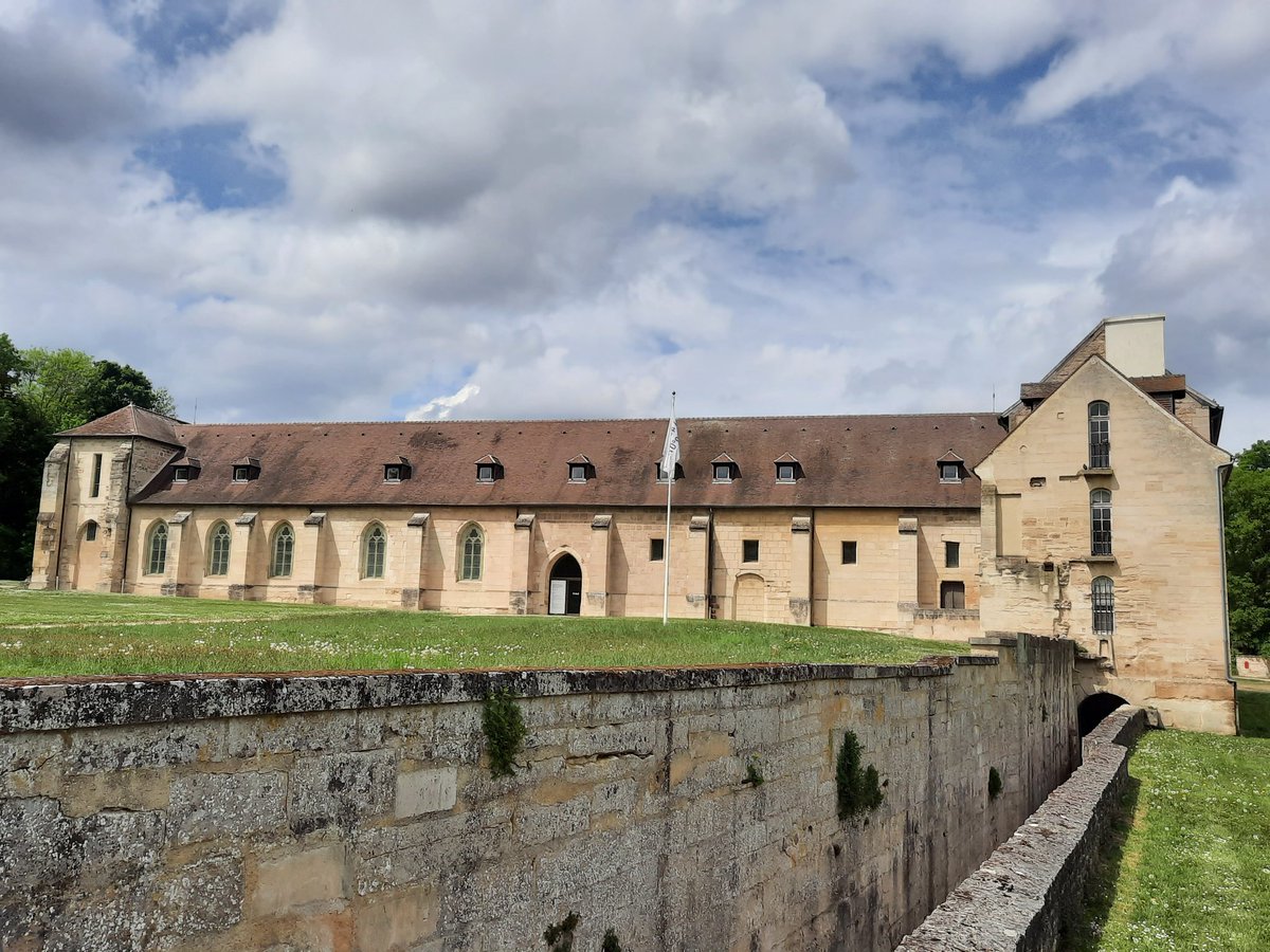 ch_hasenfratz's tweet photo. #AbbayeDeMaubuisson
#MonumentHistorique #AbbayeRoyale fondée par #BlancheDeCastille @valdoise_adrt @SortiesValdOise @JaimePatrimoine #BaladeSympa #MagnifiqueFrance #FranceMagique @EYParis https://t.co/xlzHTMXV4H