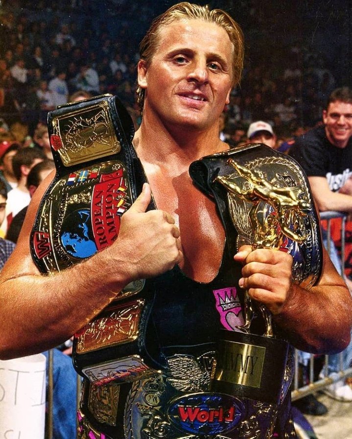 Happy Birthday Owen Hart! 