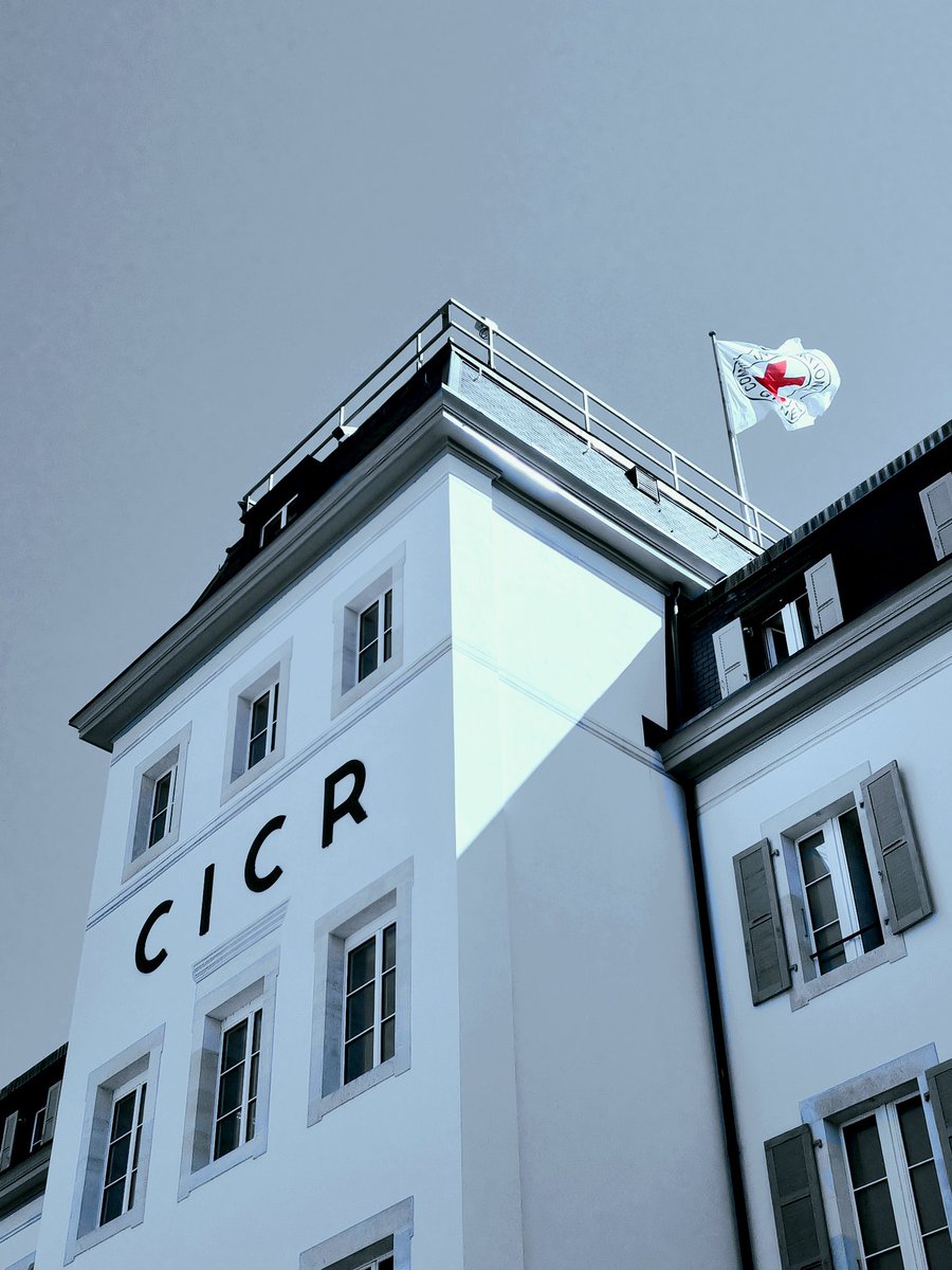 TilleyMarc's tweet photo. Today, more than 14 million volunteers across the world devote their time, energy &amp; conviction to alleviating the suffering of others; in disasters, armed conflict, and at home. Happy #WorldRedCrossDay to all those continuing the humanitarian legacy of this 160 year-old movement! https://t.co/pjMOBICfif
