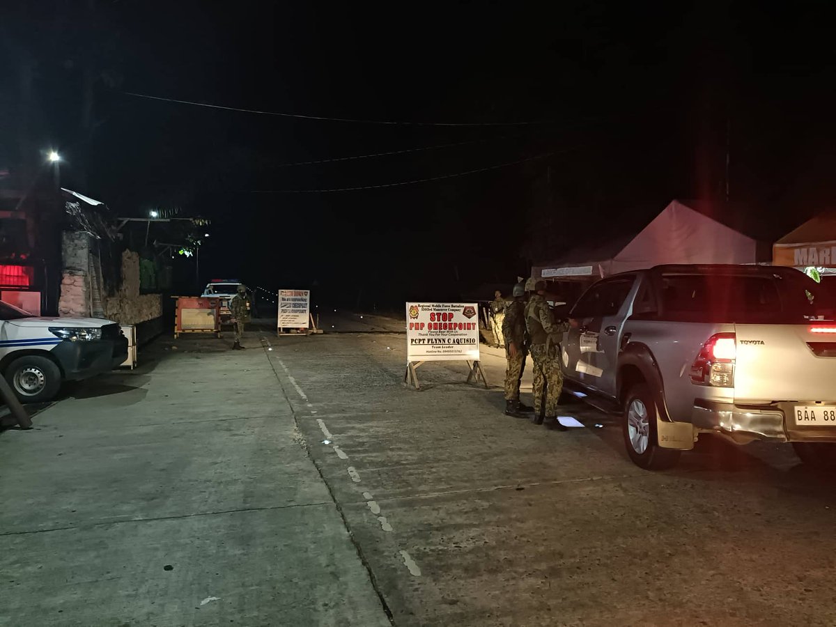 Pnprmfb15thirdM's tweet photo. COMELEC and Anti-criminality Checkpoint
Per's 503rd MC, RMFB15 led by PCPT FLYNN C AQUISIO conducted COMELEC and Anti-criminality checkpoint in relation to 2022 Nat'l and Local Election at Talaca Agbannawag Tabuk city Kalinga
#WeServeAndProtect
#PNPKakampiMo
#TeamPNP
#RMFB15Cares https://t.co/7xiTwacysE