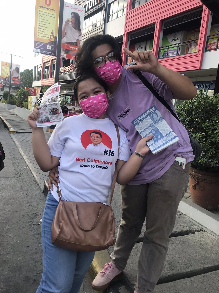 MissCuyugan's tweet photo. Ako si Gleanna, at ako ay para sa edukasyon, kalusugan, at karapatan. Ako ay para kina #LeniKiko, #16Colmenares, #37Labog, at #95Kabataan para sa makabayang pagbabago!

Ipanalo ang taumbayan, ipanalo natin 'to! https://t.co/UyTnblGGTu
