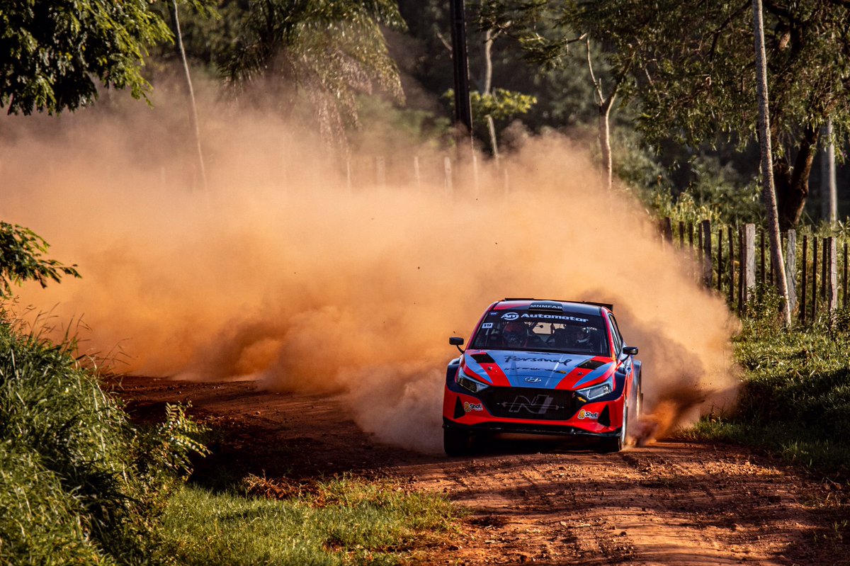 Automotor_py's tweet photo. Iniciamos la primera etapa del #RallyPyParaguarí 💪
Ya comenzamos el primer rulo 🏁
#HyundaiPy #RallyPy https://t.co/FM5UHEExP8
