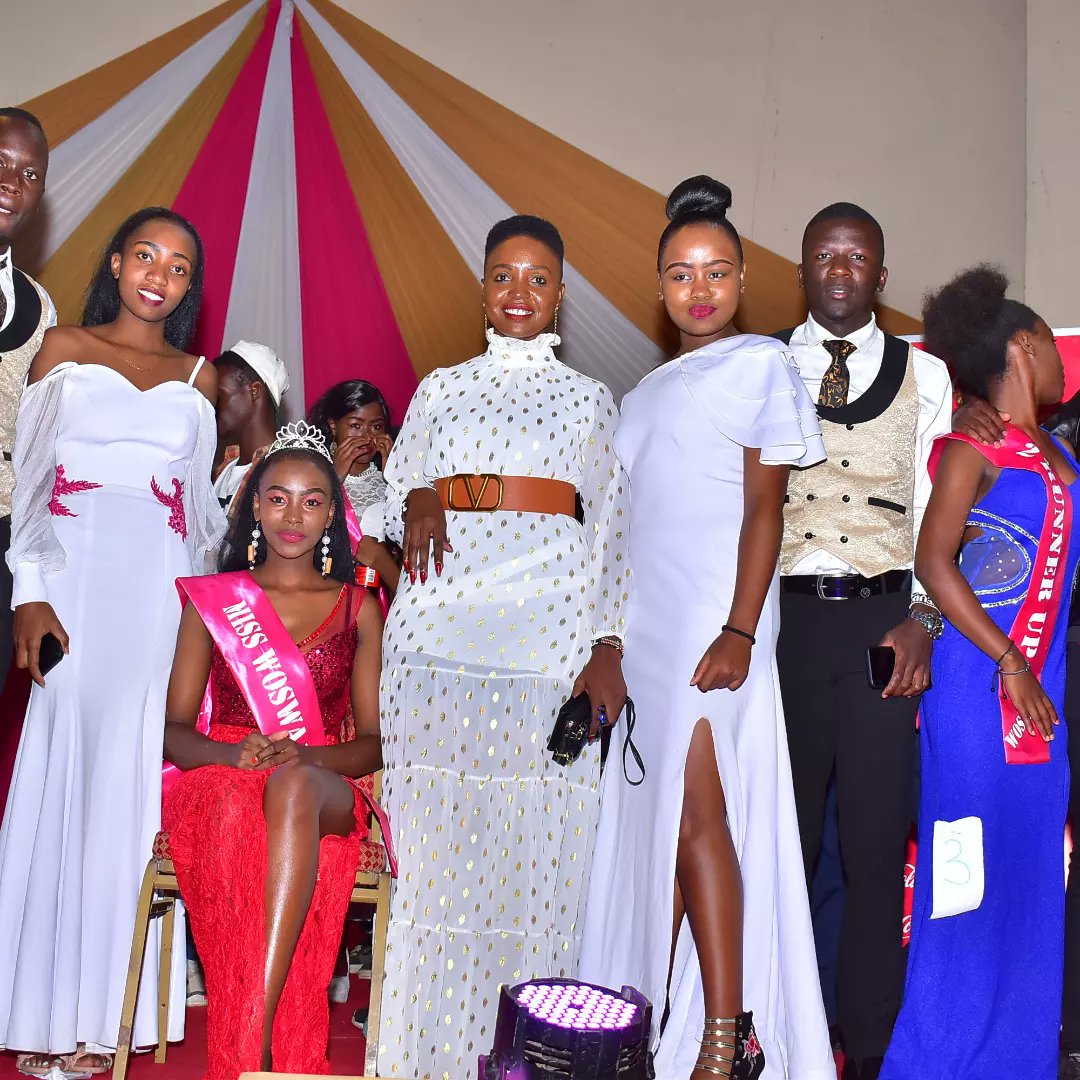 nams_tina's tweet photo. Crowning of Miss WOSWA 2022 at the University of Nairobi (U.O.N) on 6th May 2022.
God...Keep Using Me for Glory of your Kingdom 👑

#McTinaNams
#SamiaQueen https://t.co/Xw2rv0gnPy