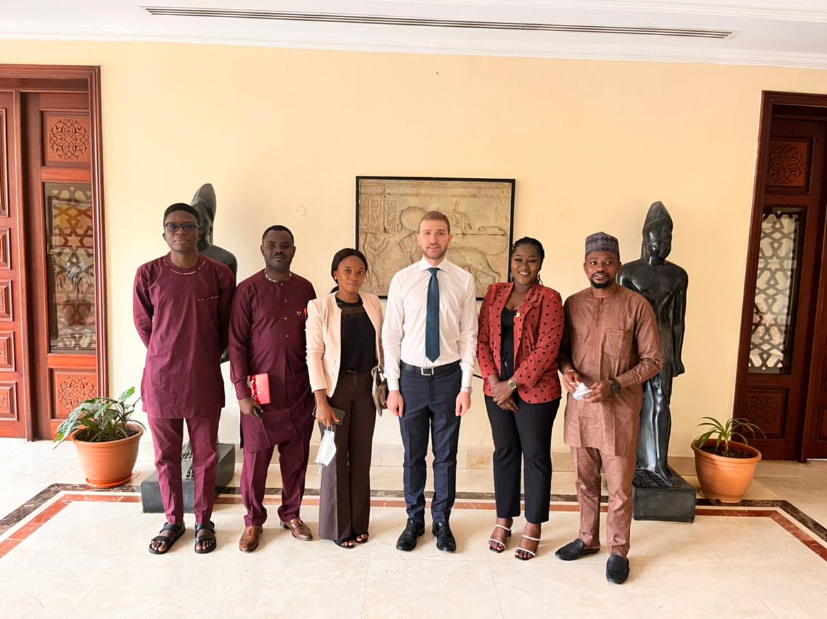 Members of @AYICC_NIGERIA
had a meeting with the Egypt's Ambassador at the Egyptian Embassy Abuja to straighten Partnership

@OlumideIDOWU
@digitalmamabola 
@tgtito 
@Maclincoln8 
@COP27Africa
@AYICC
@COP27Africa