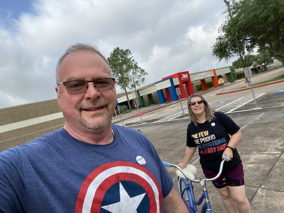 CraigEichhornPR's tweet image. Rode our bikes to Rees Elementary this morning to vote #aliefvotes