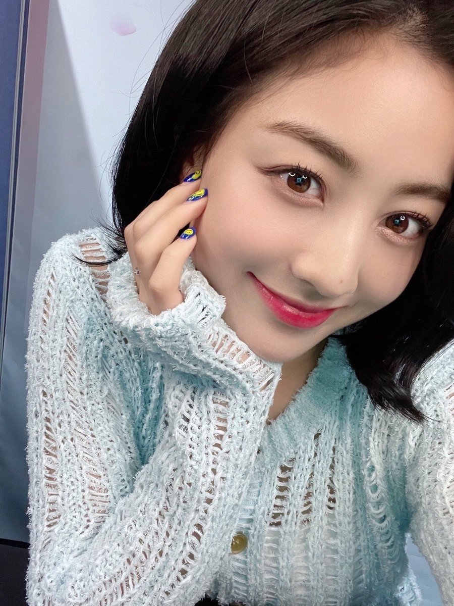 wanna kith #jihyo #지효