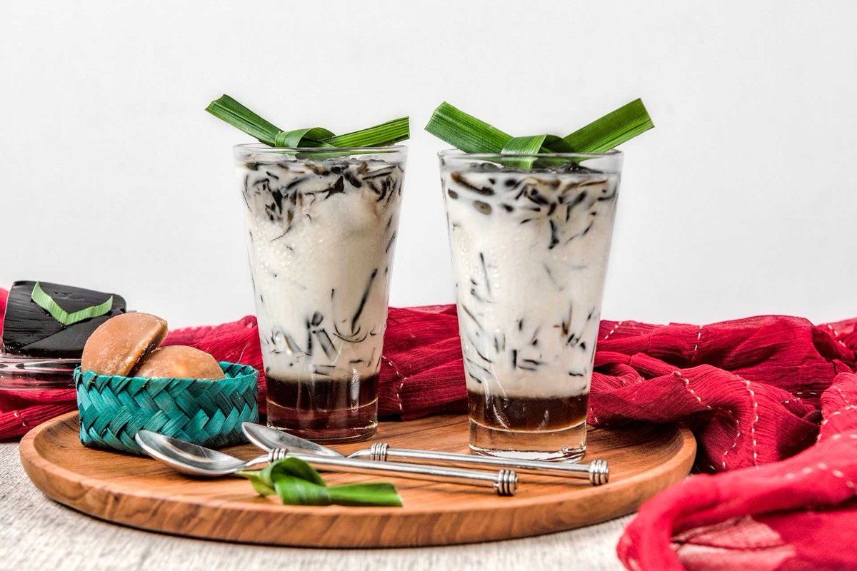 jabwemeet's tweet photo. #foodies #traditional #foodMenusFNB #delicious #foodie #cheese #FoodForThought #yummy #FoodieBeauty #Lemonade #Oatmeal #cookies #kungfuchar #CincauSusu #GulaMerah #BrownSugar #Milk #GrassJelly #drinks https://t.co/U9WOIF4oyh
