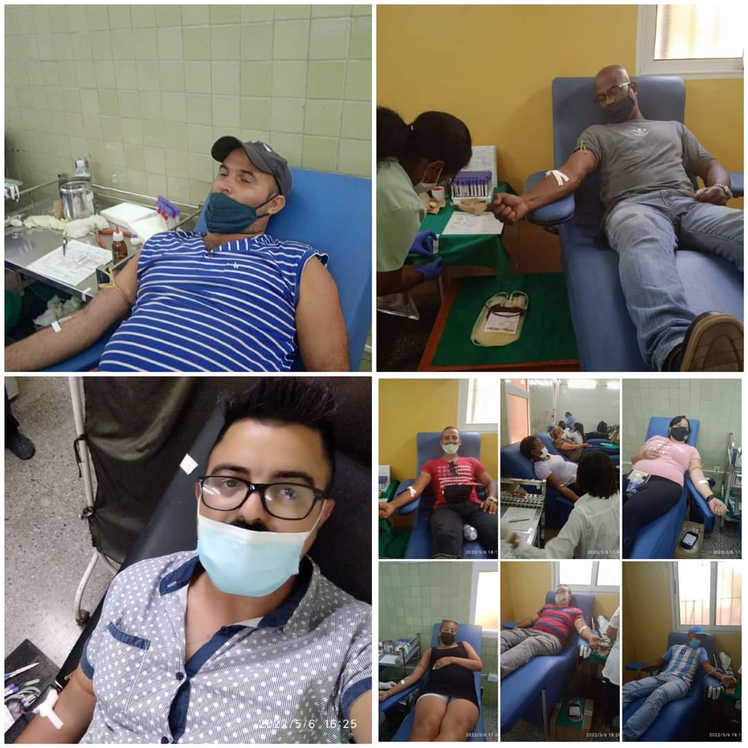 Trabajadores del sector del comercio se sumaron a las donaciones de sangre en apoyo solidario a los lesionados en el lamentable suceso del #HotelSaratoga. 
#FuerzaCuba 
<a href="/PresidenciaCuba/">Presidencia Cuba 🇨🇺</a> <a href="/MMarreroCruz/">Manuel Marrero Cruz</a> <a href="/ENFRIGO1/">ENFRIGO</a> <a href="/NacionalTnc/">Transporte Nacional del Comercio TNC</a> <a href="/RegistroCentral/">RegistroComercial</a>