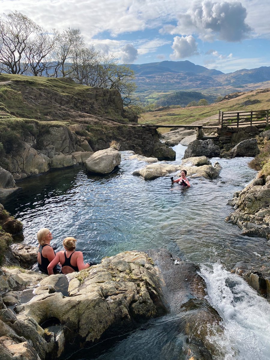 MollyRowlands_P's tweet photo. What a view for a swim @visit_snowdonia @visitsnowdonia @visitwales https://t.co/1kQwtIb0DT