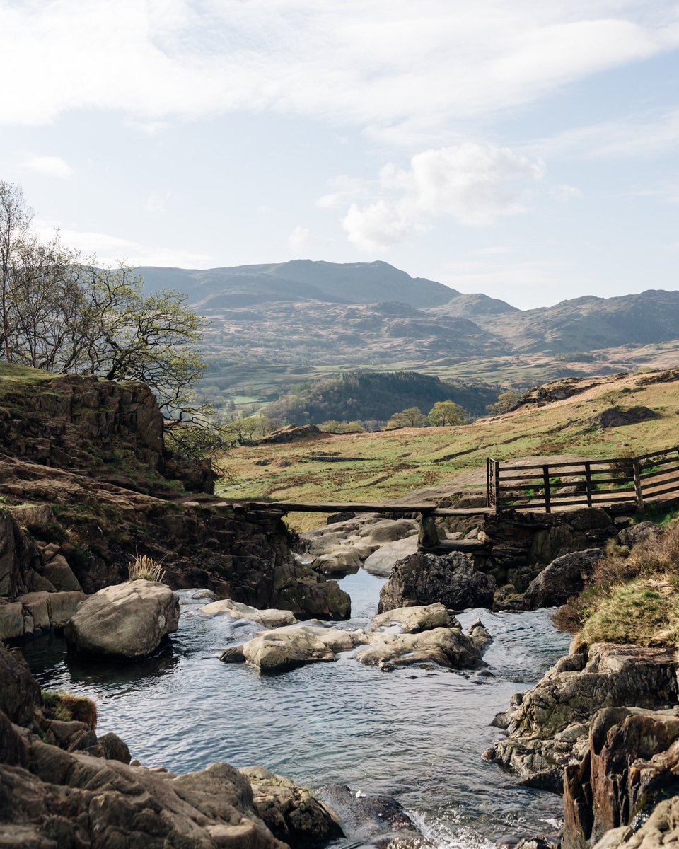 What a view for a swim @visit_snowdonia <a href="/visitsnowdonia/">Snowdonia National Park</a> <a href="/visitwales/">Visit Wales 🏴󠁧󠁢󠁷󠁬󠁳󠁿</a>
