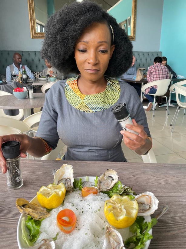 @cafeebillib The world population clocks 7.9 billion people, you can not worry about one bitter soul who sits in the trash corner and plays hate on you… anyway remember that you can not fight a pig in a mud… let me enjoy my oysters 🦪  @cafebillibi enjoy the view on Showmax