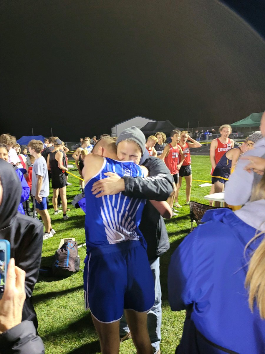 IoniaAthletics's tweet photo. Congratulations to Josiah Magley who won the Shepherd Bluejay Invite Elite 3200m race and broke the school record with a time of 9:22.31! https://t.co/BIoJoSgnNZ
