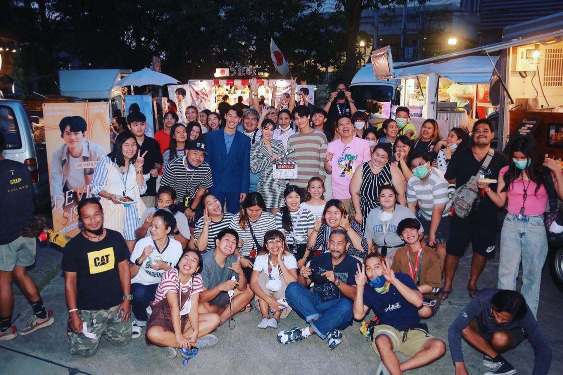 CoffeerabbitT's tweet photo. ปิดกล้องแล้วขอบคุณผกก ทีมงาน นสดทุกท่านที่รักและเอ็นดูน้องวินนะคะ🙏
#DevilSisiter
#winmetawin https://t.co/3dMCxUlSmX