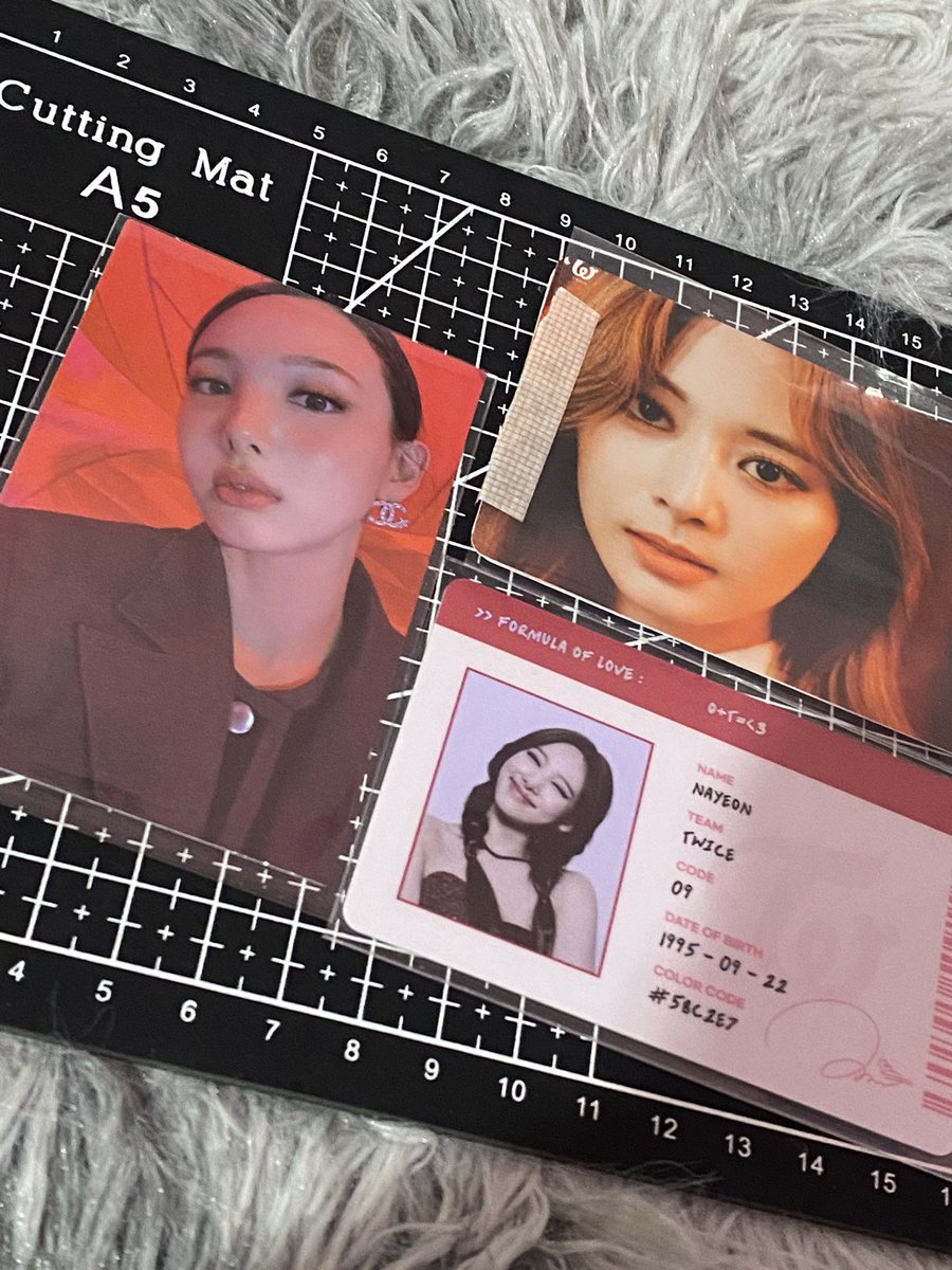 nayeunnie_'s tweet photo. 💌—— ✧･ﾟ: *✧･ #nayeunnie_mail 

from: @chelleskies  #fromchelskies 

[hello, nayeon came home na, tysm for the smooth transaction and for the safe packaging, until next time]~ https://t.co/7KhaCDr2Ga