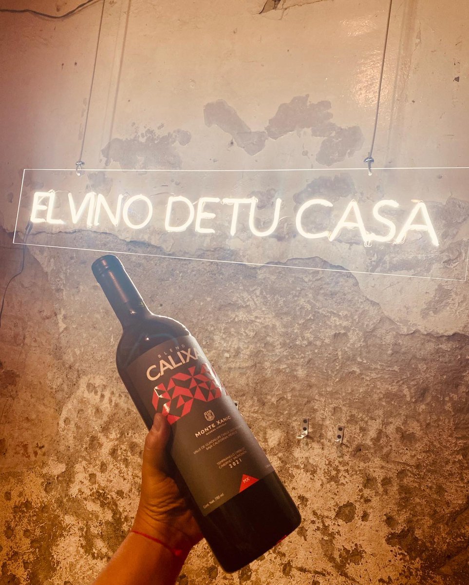 georginasalazar's tweet photo. @Monte_Xanic felicidades por ser de los mejores vinos de MEXICO MX #calixa #granricardo @AletiaSalas https://t.co/BKHv7y0r5f