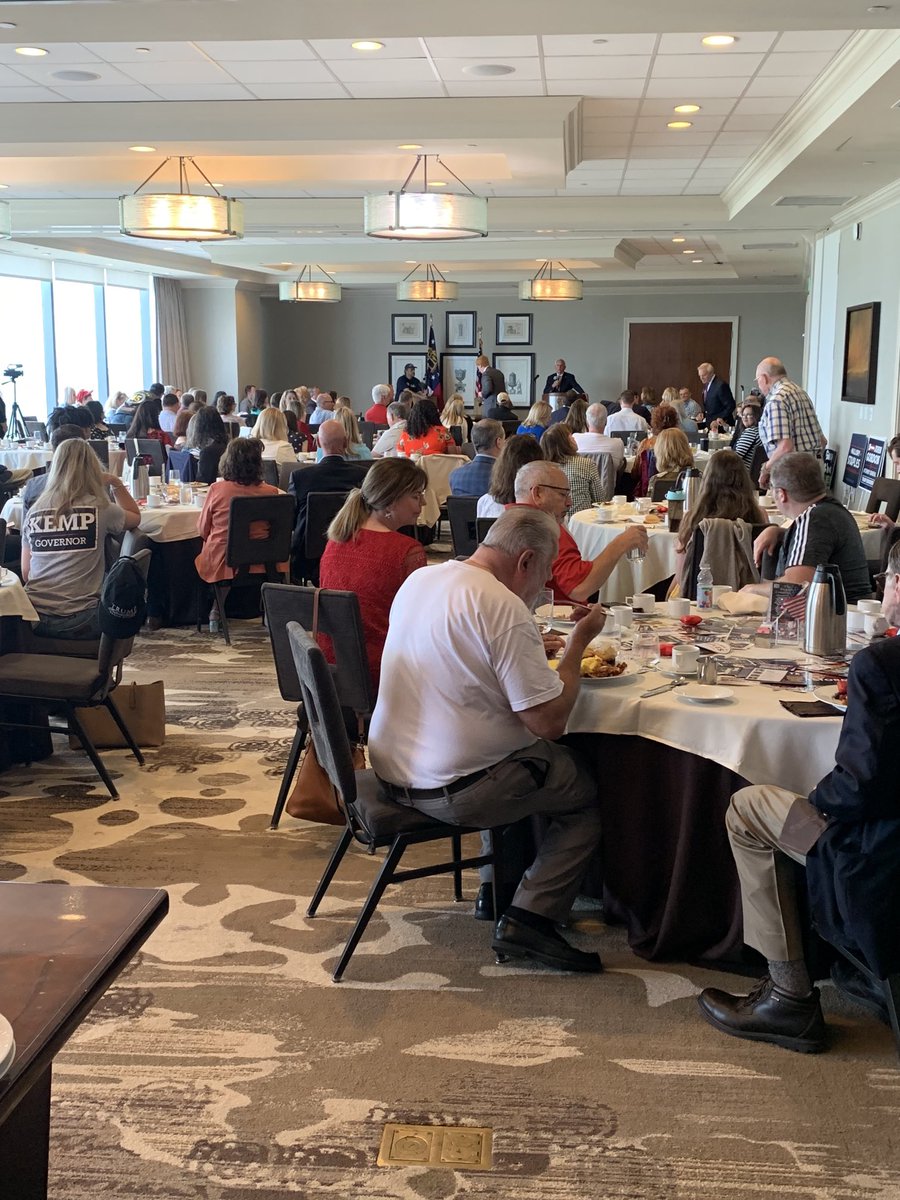 Beth Beskin tweet media