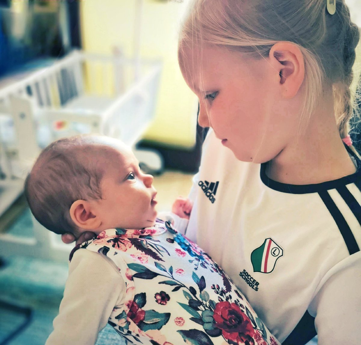 SP_LUK's tweet photo. Ja wiem, że Twitter to nie Instagram, ale jak tu nie pokazać takiego zdjęcia... 😍 #Emilka #Jadzia #CzteryRazyTata https://t.co/y4qEqQrBT8