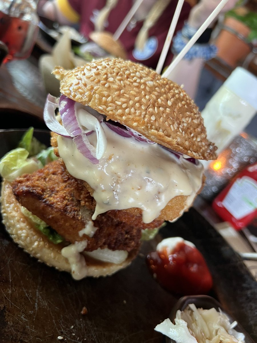 Zopo_Chan's tweet photo. Gibt es etwas geileres als Essen?! #Timberjacks https://t.co/rmNQMCm6ls
